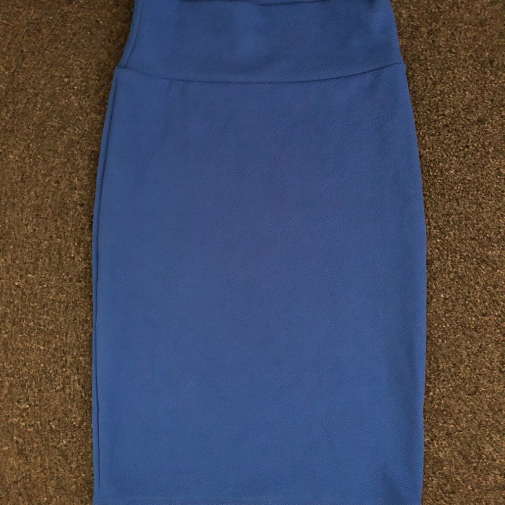 LULAROE XS BLUE CASSIE